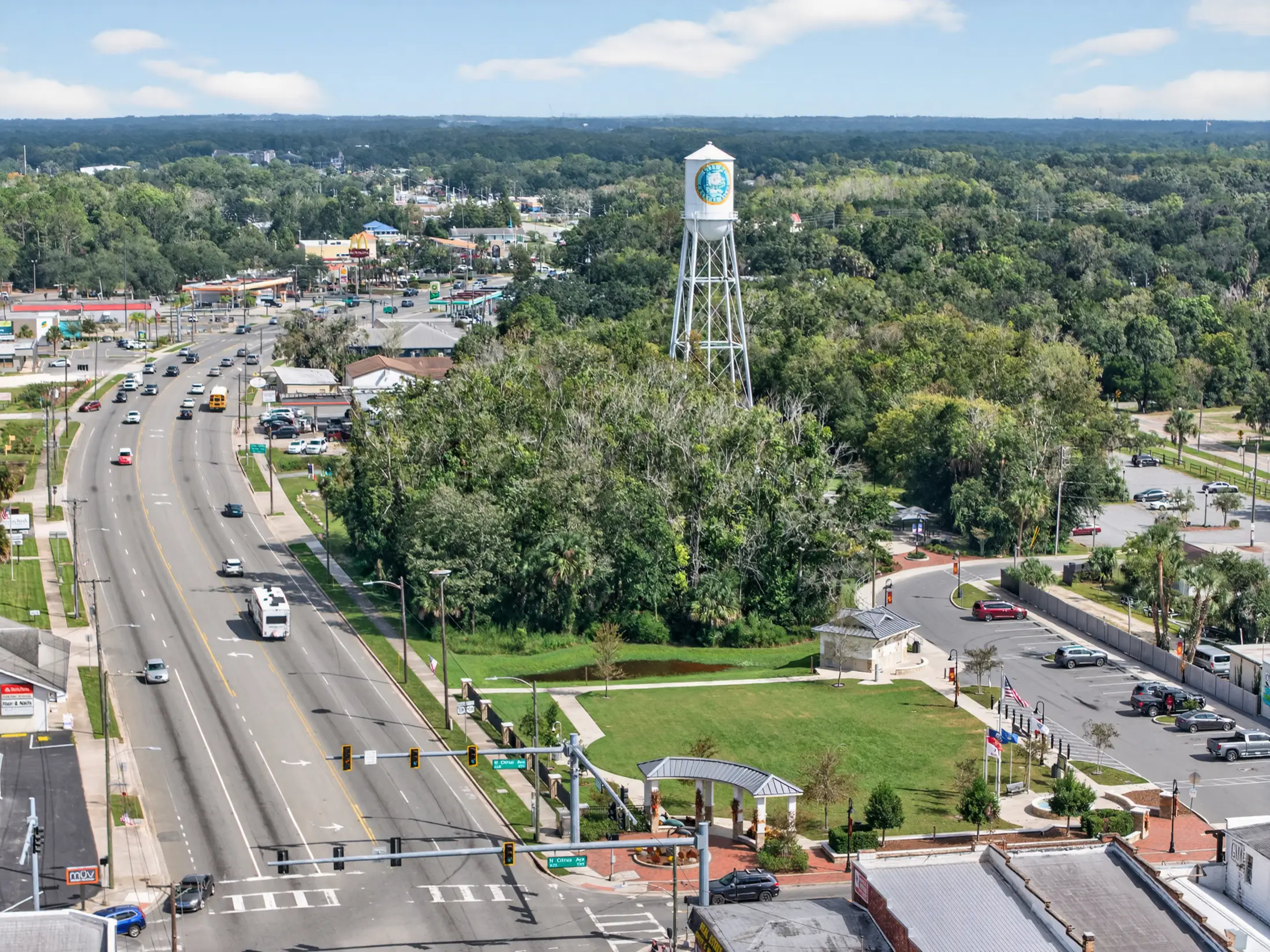 Wide view of the Crystal River waterway